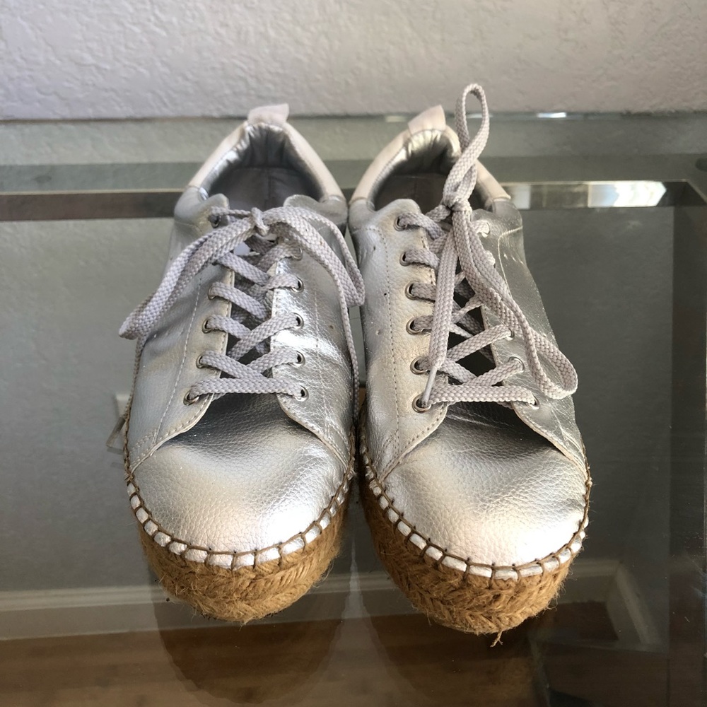Steven by Steve Madden Platform Sneaker size 8